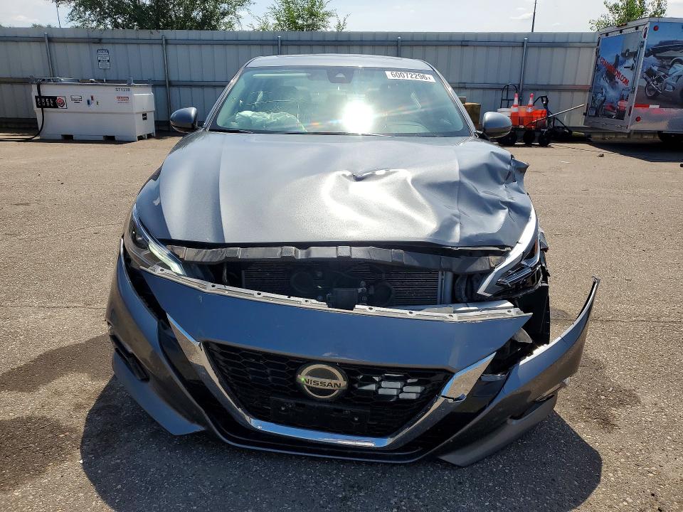 2019 Nissan Altima მანქანა იყიდება აუქციონზე, vin: 1N4BL4EWXKC135353, აუქციონის ნომერი: 60072296