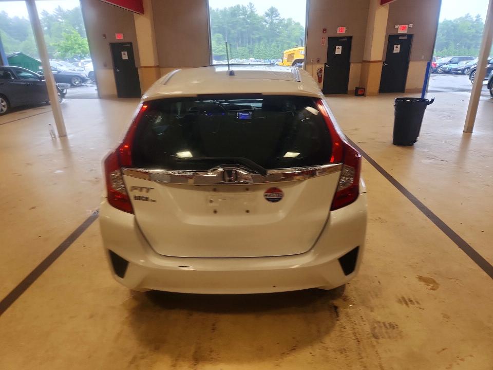 Продажа на аукционе авто 2015 Honda Fit, vin: 3HGGK5H86FM719003, номер лота: 59649066