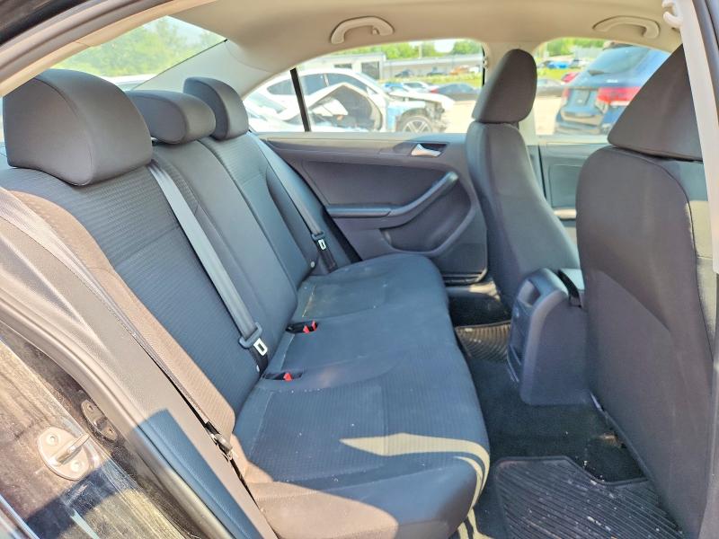 63254966 :رقم المزاد ، 3VW167AJ4GM376076 vin ، 2016 Volkswagen Jetta مزاد بيع