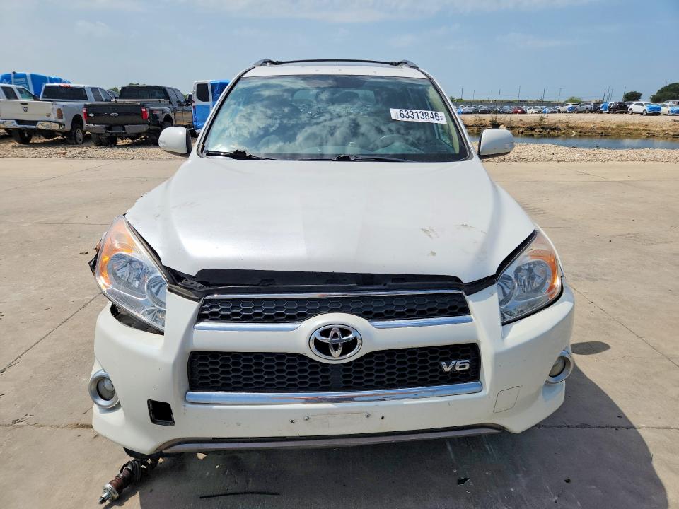 63313846 :رقم المزاد ، 2T3DK4DV2BW049224 vin ، 2011 Toyota Rav4 مزاد بيع