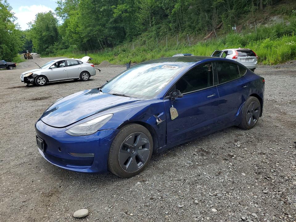 Auction sale of the 2022 Tesla Model 3, vin: 5YJ3E1EBXNF334995, lot number: 62088636