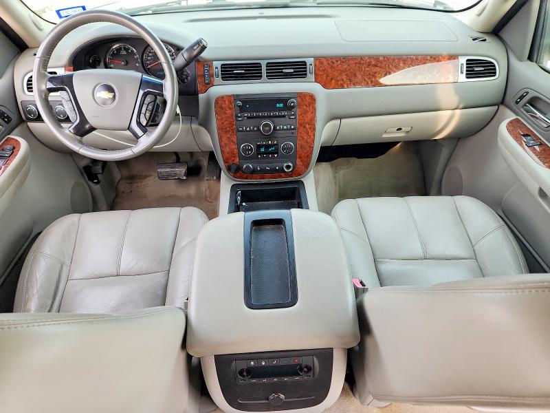 Продажа на аукционе авто 2007 Chevrolet Suburban, vin: 3GNFK16357G105481, номер лота: 62129986