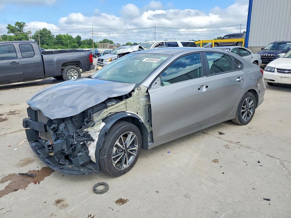 60565816 :رقم المزاد ، 3KPF24AD3RE752342 vin ، 2024 Kia Forte مزاد بيع