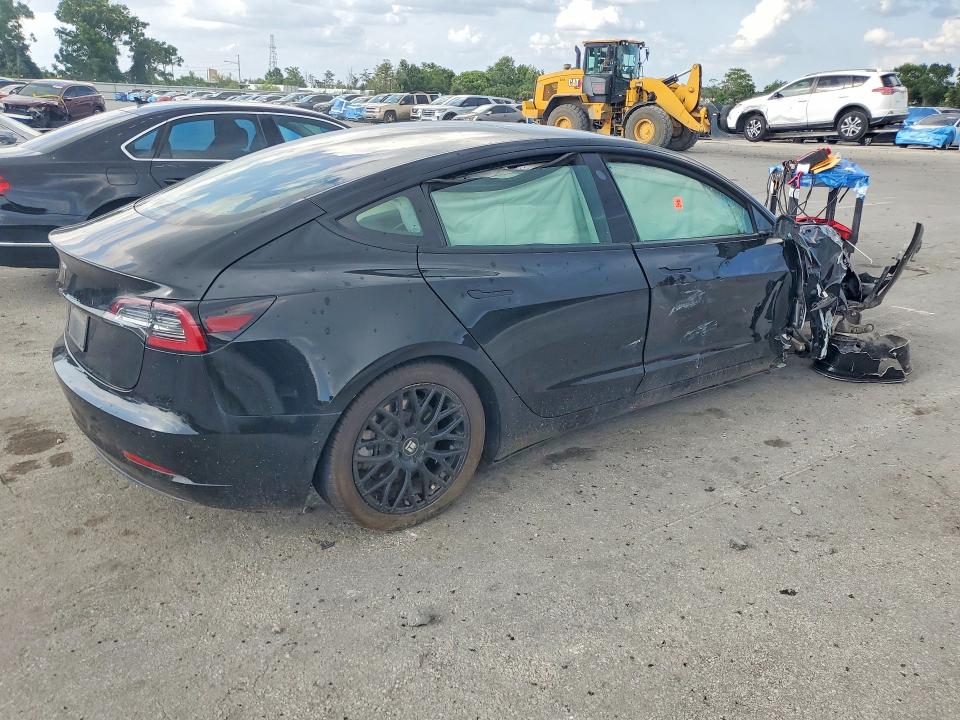 2021 Tesla Model 3 მანქანა იყიდება აუქციონზე, vin: 5YJ3E1EA1MF082673, აუქციონის ნომერი: 61872066
