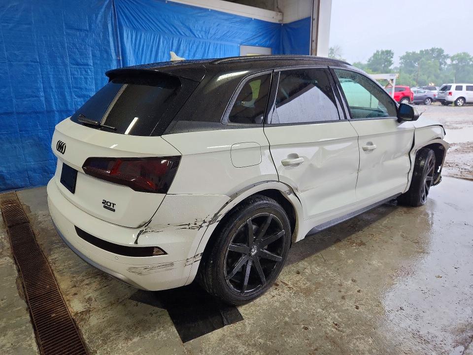 61904206 :رقم المزاد ، WA1BNAFY8J2003502 vin ، 2018 Audi Q5 مزاد بيع