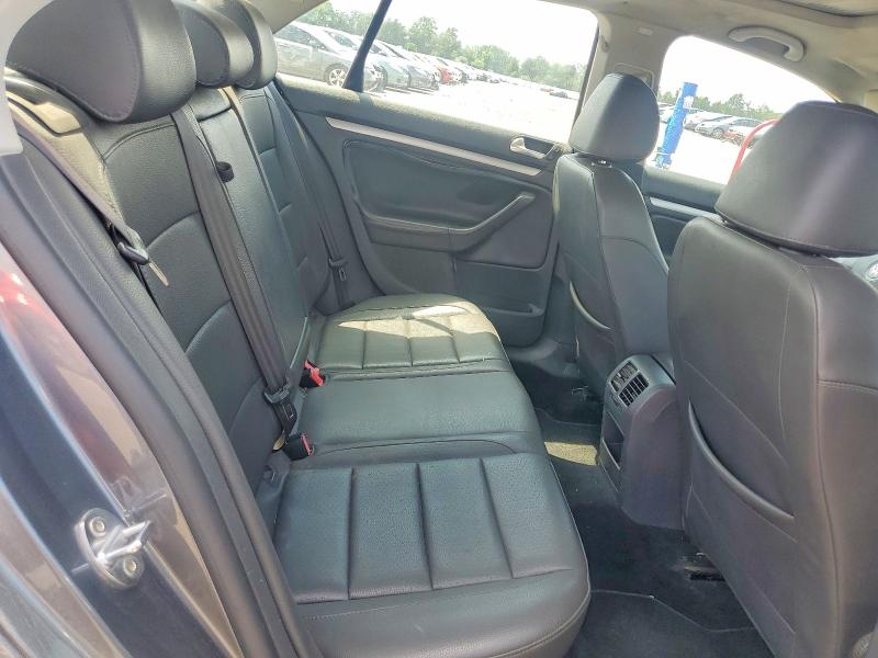 61848076 :رقم المزاد ، 3VWRZ71KX8M006965 vin ، 2008 Volkswagen Jetta مزاد بيع