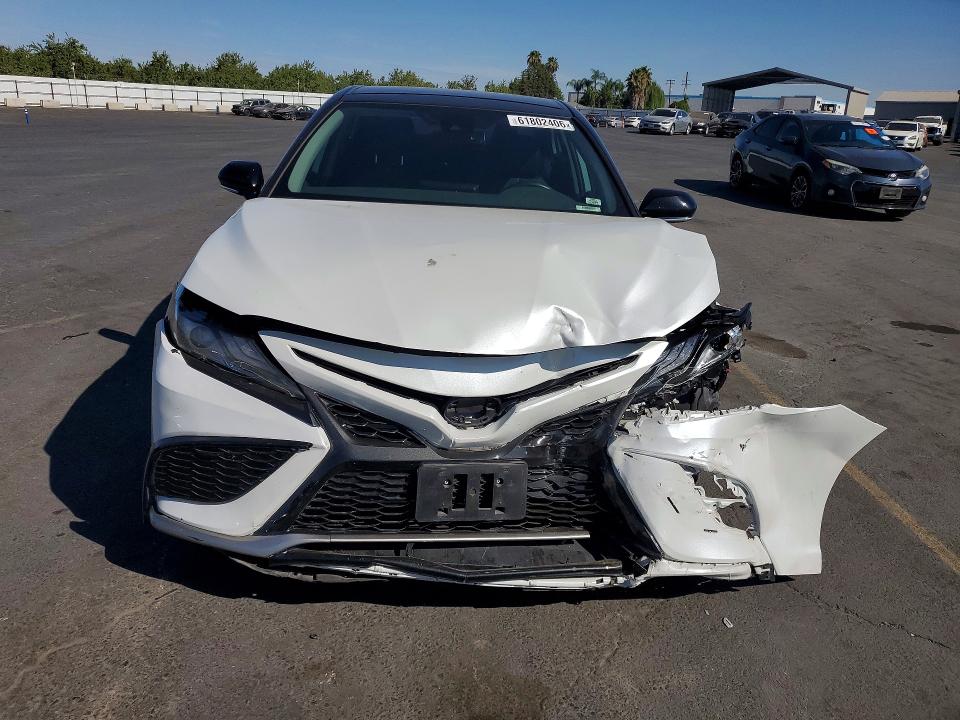 Продажа на аукционе авто 2024 Toyota Camry, vin: 4T1K61AK4RU245169, номер лота: 61802406
