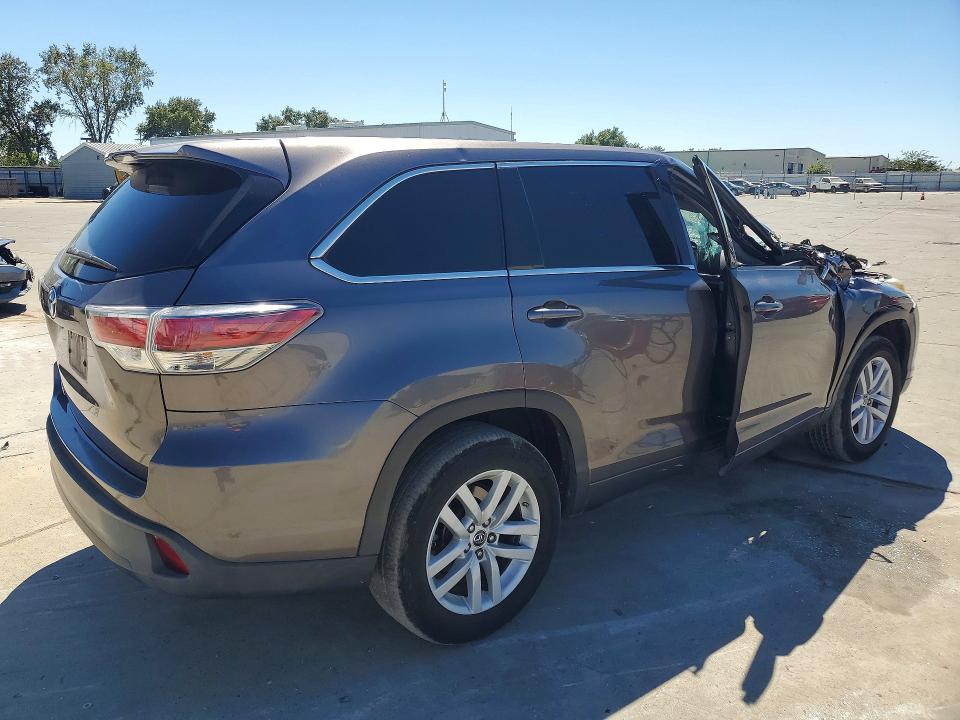 63200776 :رقم المزاد ، 5TDZARFH6GS018791 vin ، 2016 Toyota Highlander مزاد بيع