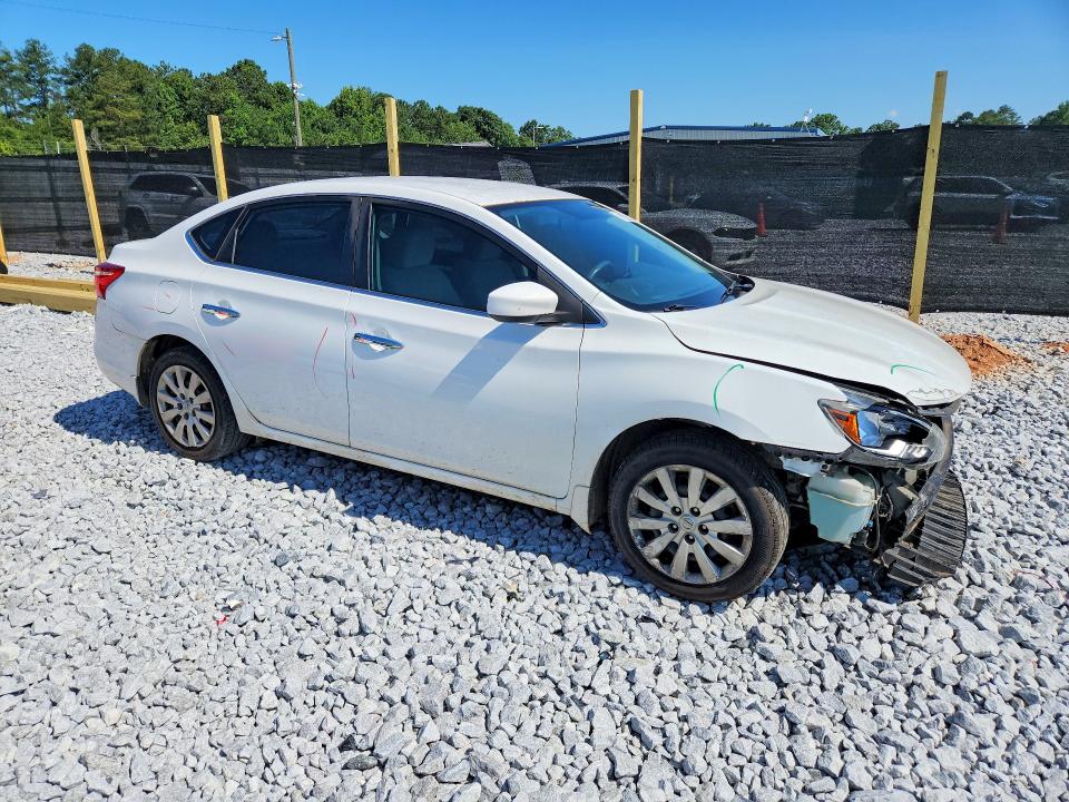 Продажа на аукционе авто 2017 Nissan Sentra, vin: 3N1AB7AP6HY213087, номер лота: 61121536