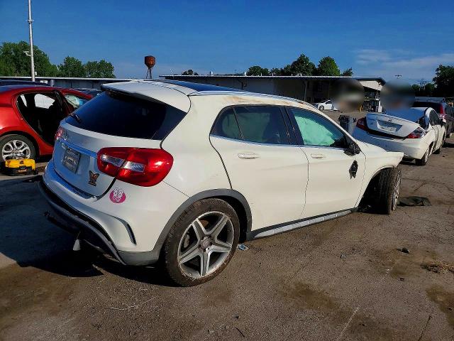 Продажа на аукционе авто 2015 Mercedes-benz Gla, vin: WDCTG4EB6FJ134275, номер лота: 61182786