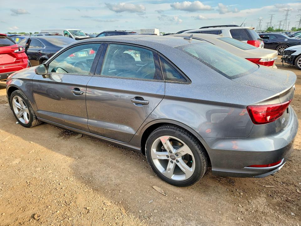 Продаж на аукціоні авто 2018 Audi A3, vin: WAUB8GFF0J1071956, номер лоту: 60588136