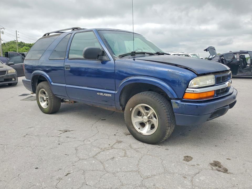 62120806 :رقم المزاد ، 1GNCS18W82K143184 vin ، 2002 Chevrolet Blazer مزاد بيع
