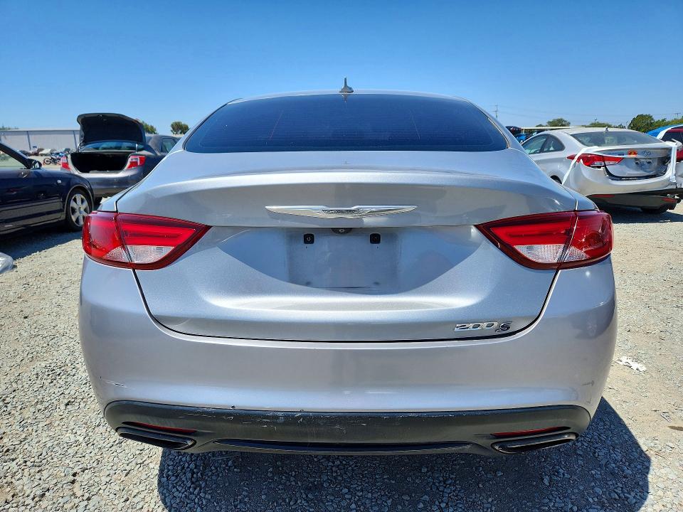 2015 Chrysler 200 მანქანა იყიდება აუქციონზე, vin: 1C3CCCBG2FN505828, აუქციონის ნომერი: 60700076