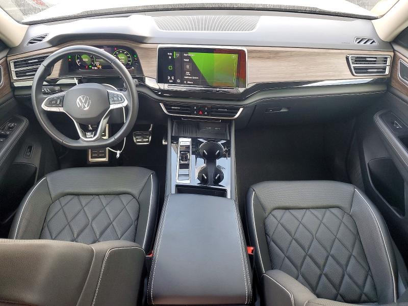 60626166 :رقم المزاد ، 1V2FR2CA7SC550165 vin ، 2025 Volkswagen Atlas مزاد بيع