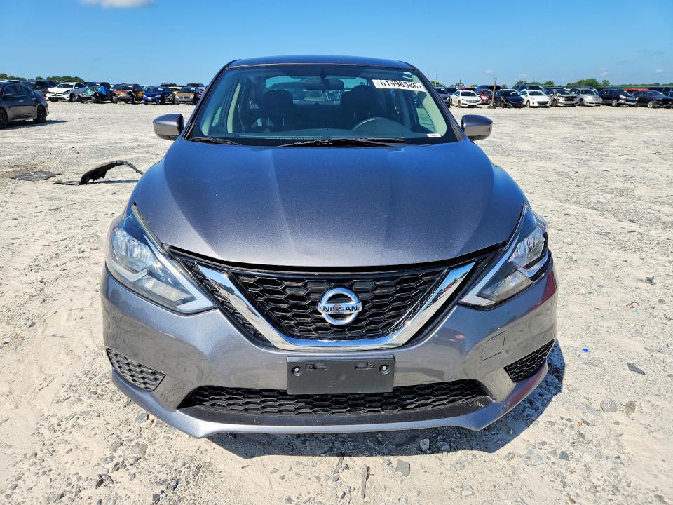 Продажа на аукционе авто 2017 Nissan Sentra, vin: 3N1AB7AP1HY401466, номер лота: 61998586