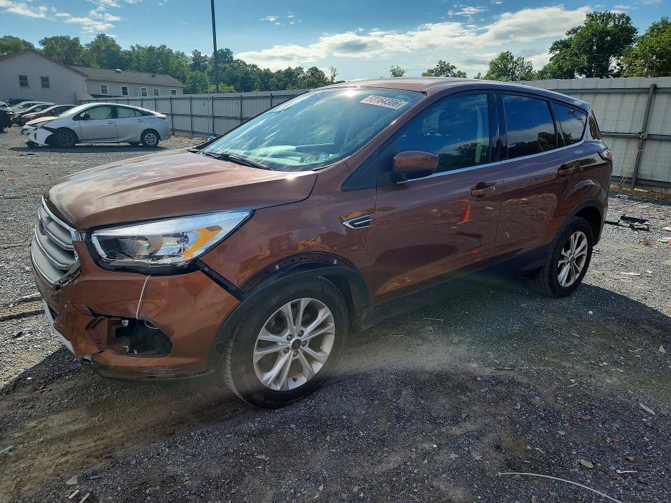 63164306 :رقم المزاد ، 1FMCU9GD6HUD78550 vin ، 2017 Ford Escape مزاد بيع