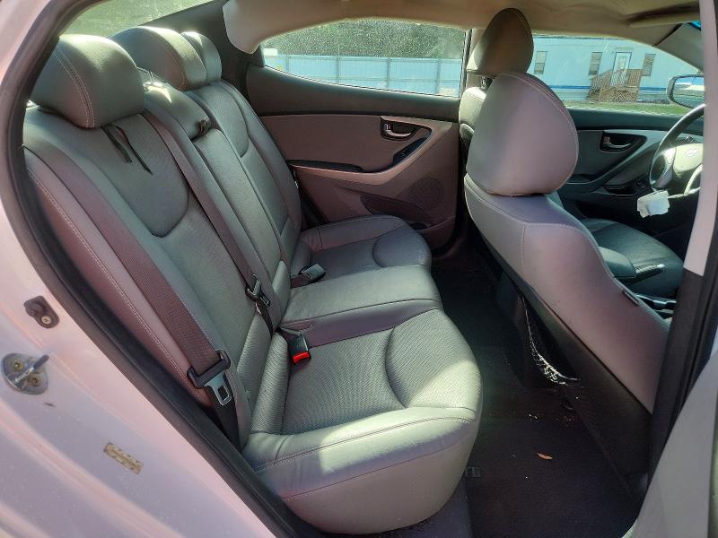 61065656 :رقم المزاد ، KMHDH4AH7FU229617 vin ، 2015 Hyundai Elantra مزاد بيع