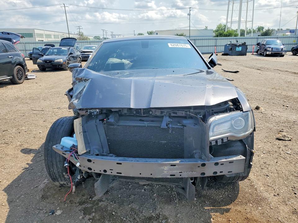 Продаж на аукціоні авто 2023 Chrysler 300, vin: 2C3CCABG5PH585267, номер лоту: 62087876