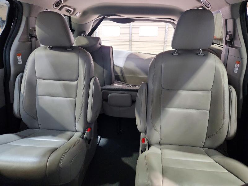 62222476 :رقم المزاد ، 5TDDZ3DC9LS228111 vin ، 2020 Toyota Sienna مزاد بيع