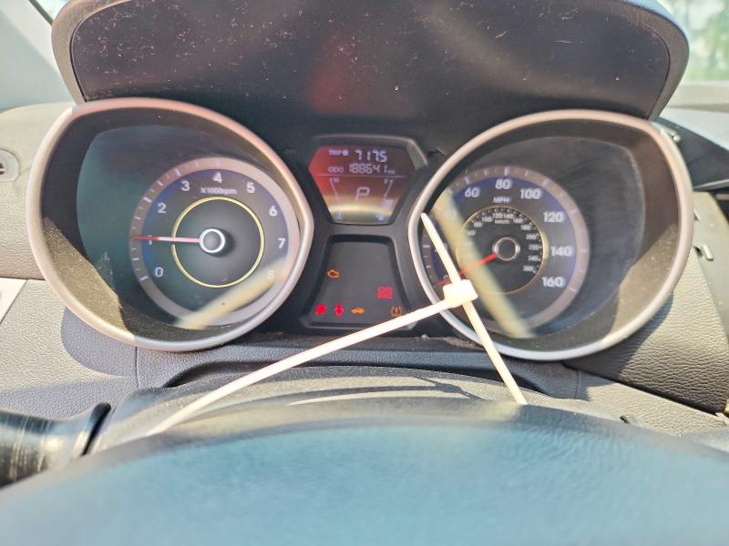 62775896 :رقم المزاد ، KMHDH4AE2CU213844 vin ، 2012 Hyundai Elantra مزاد بيع