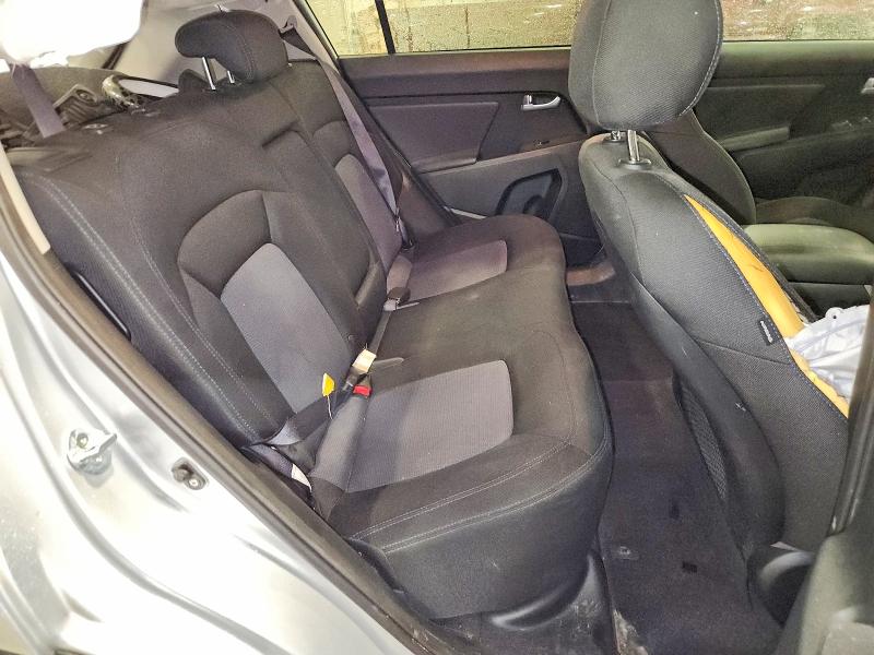 61446876 :رقم المزاد ، KNDPBCAC4G7802796 vin ، 2016 Kia Sportage مزاد بيع