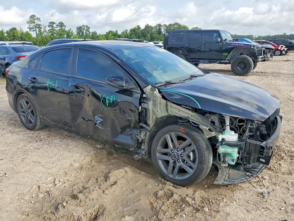2021 Kia Forte მანქანა იყიდება აუქციონზე, vin: 3KPF34AD0ME423345, აუქციონის ნომერი: 61001216