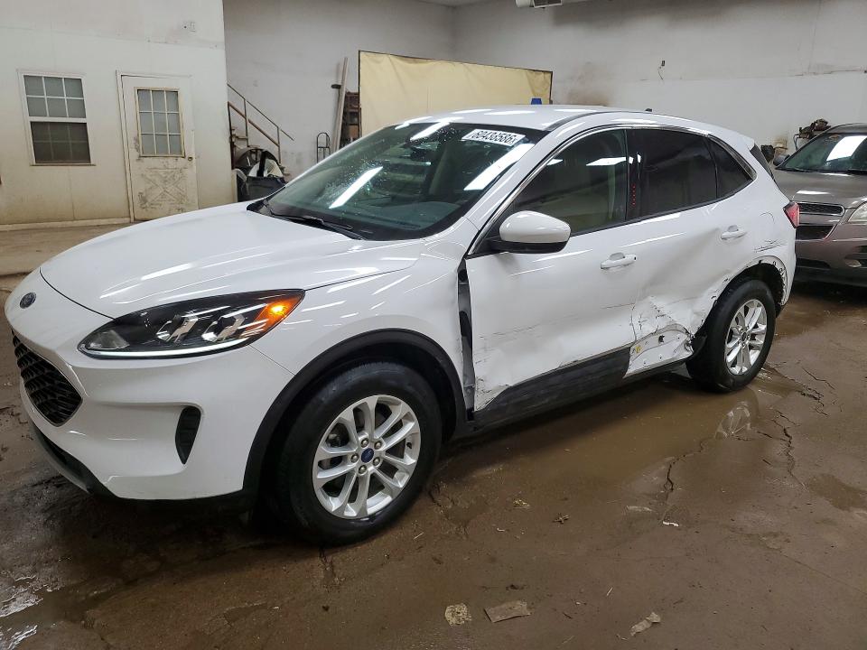 Auction sale of the 2020 Ford Escape, vin: 1FMCU9G69LUB65182, lot number: 60438586