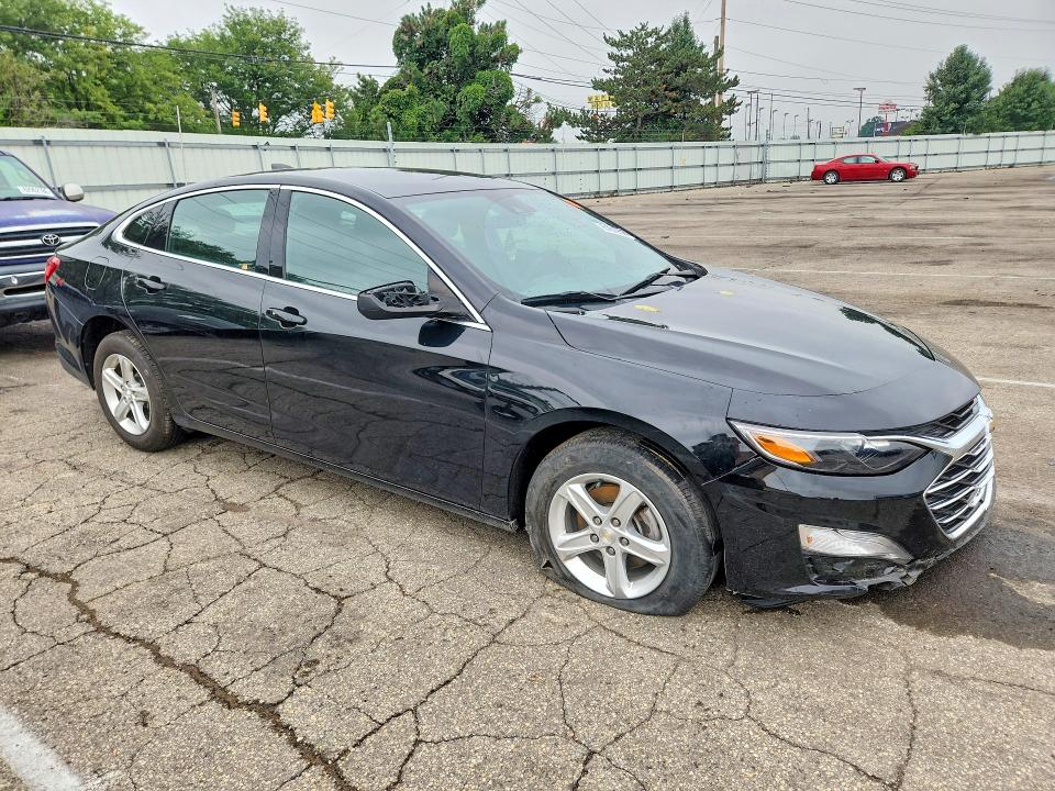 Продажа на аукционе авто 2024 Chevrolet Malibu, vin: 1G1ZB5ST1RF114338, номер лота: 61819506