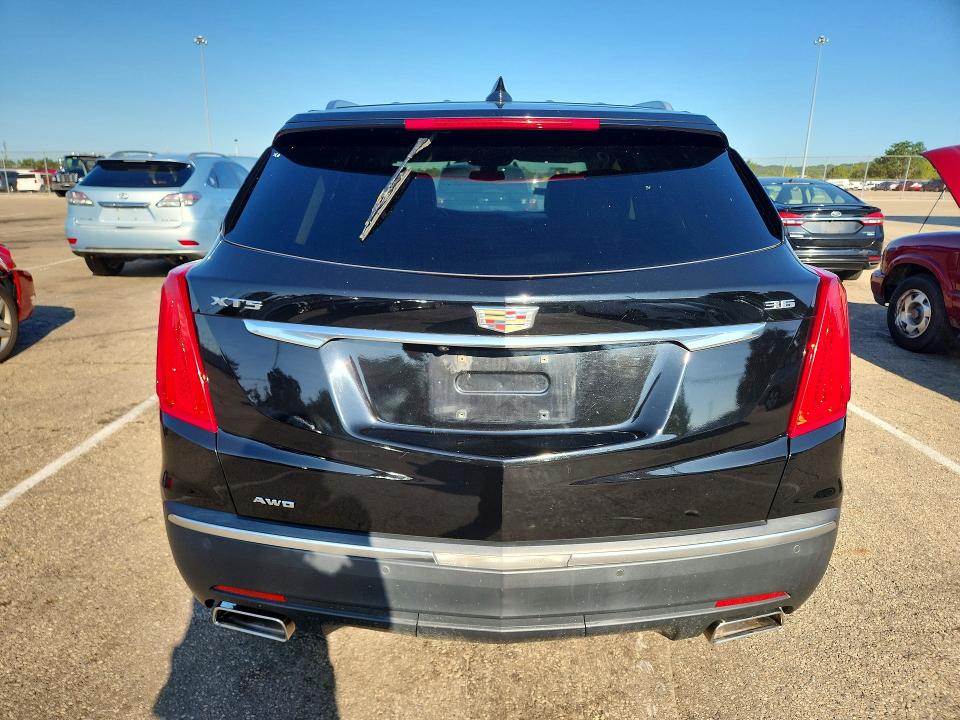 Продаж на аукціоні авто 2017 Cadillac Xt5, vin: 1GYKNDRS0HZ123644, номер лоту: 61978226