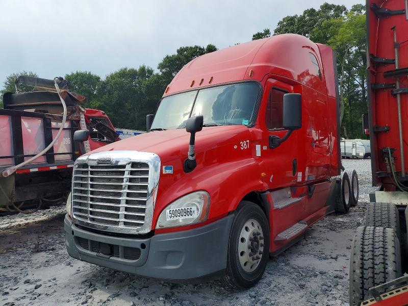 59090966 :رقم المزاد ، 3AKJGLD56FSGG3387 vin ، 2015 Freightliner Cascadia 125 مزاد بيع