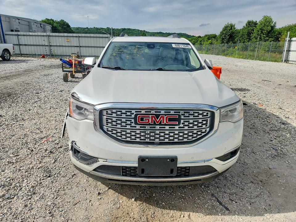 60011046 :رقم المزاد ، 1GKKNPLS9JZ243534 vin ، 2018 Gmc Acadia مزاد بيع