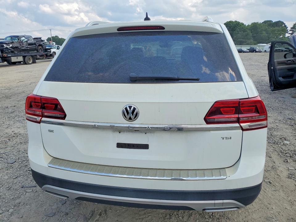 Продажа на аукционе авто 2018 Volkswagen Atlas, vin: 1V2DP2CA0JC600402, номер лота: 62748416