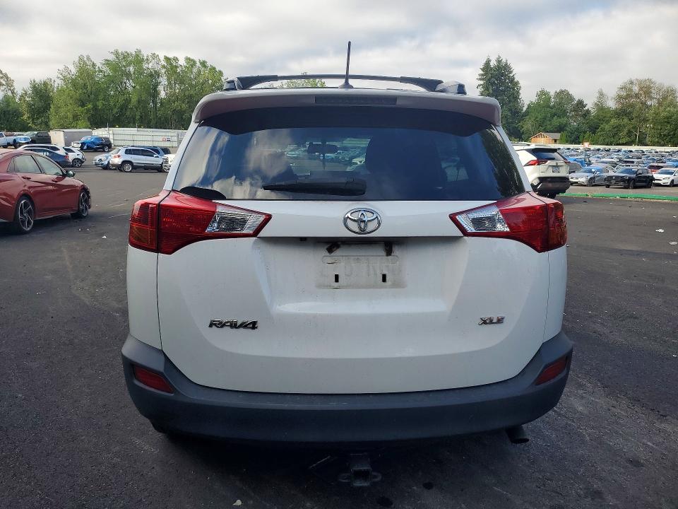 2015 Toyota Rav4 მანქანა იყიდება აუქციონზე, vin: JTMWFREV1FJ044528, აუქციონის ნომერი: 62466946