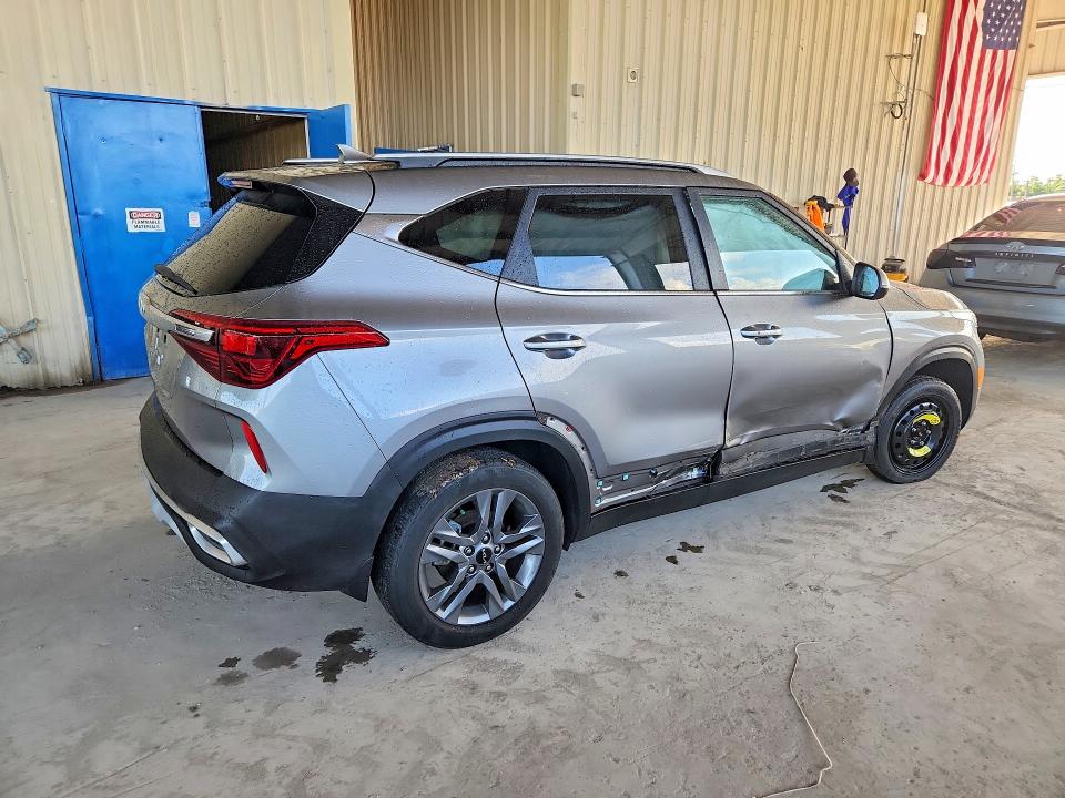 59253936 :رقم المزاد ، KNDEU2AA9P7440605 vin ، 2023 Kia Seltos مزاد بيع