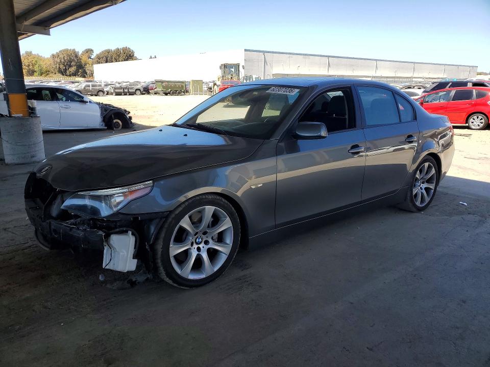 Auction sale of the 2005 Bmw 545, vin: WBANB33515CN64977, lot number: 62307036