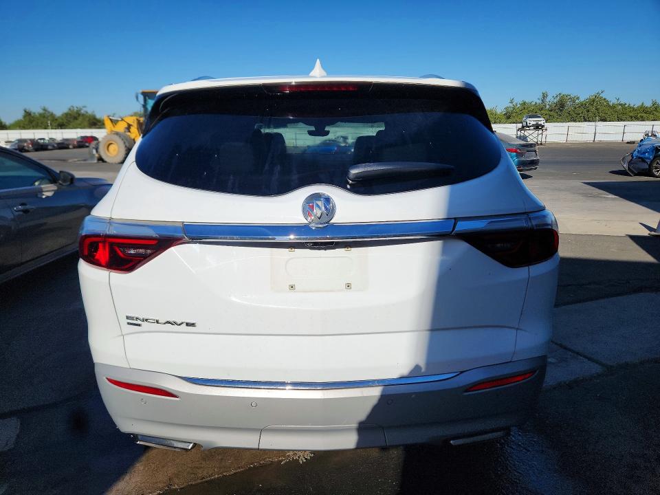 2022 Buick Enclave მანქანა იყიდება აუქციონზე, vin: 5GAEVBKW4NJ162141, აუქციონის ნომერი: 62806766