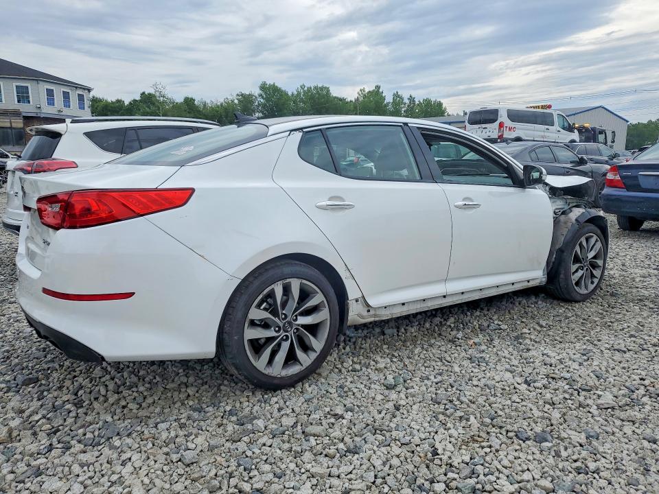 2015 Kia Optima მანქანა იყიდება აუქციონზე, vin: 5XXGR4A68FG432177, აუქციონის ნომერი: 58783046