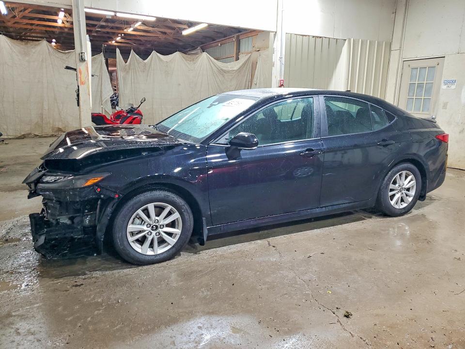 62407596 :رقم المزاد ، 4T1DAACK5SU010371 vin ، 2025 Toyota Camry مزاد بيع