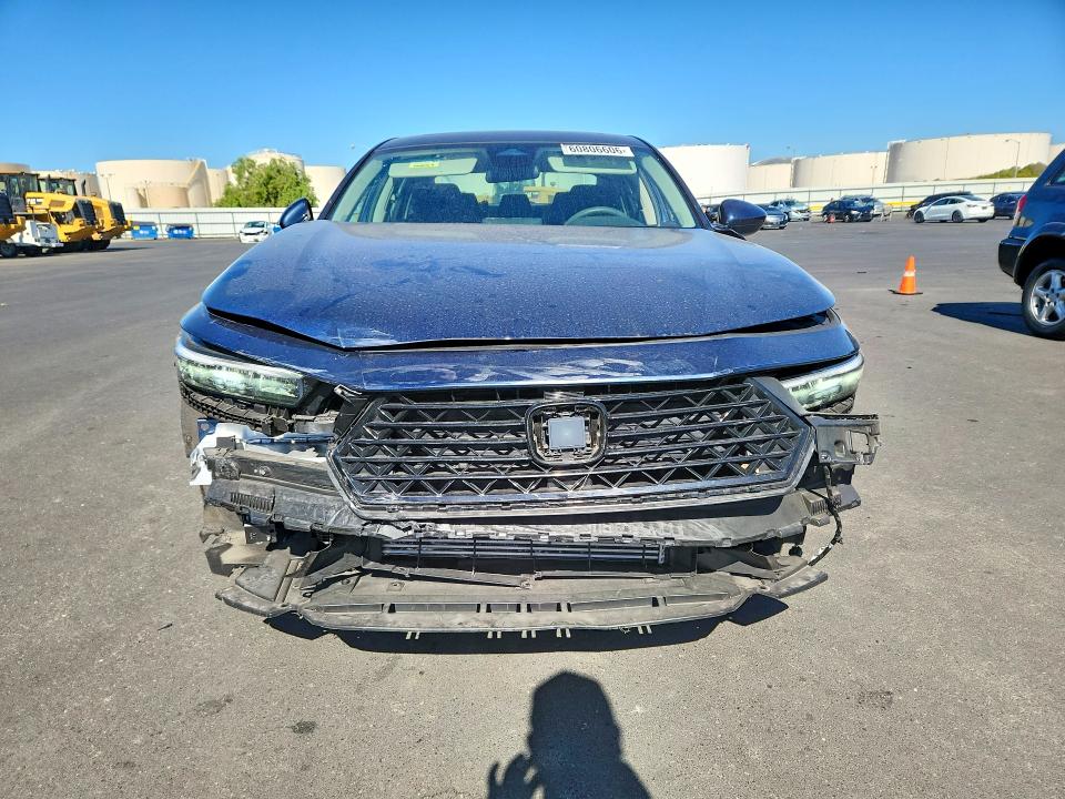 Продажа на аукционе авто 2024 Honda Accord, vin: 1HGCY1F3XRA001050, номер лота: 60806606