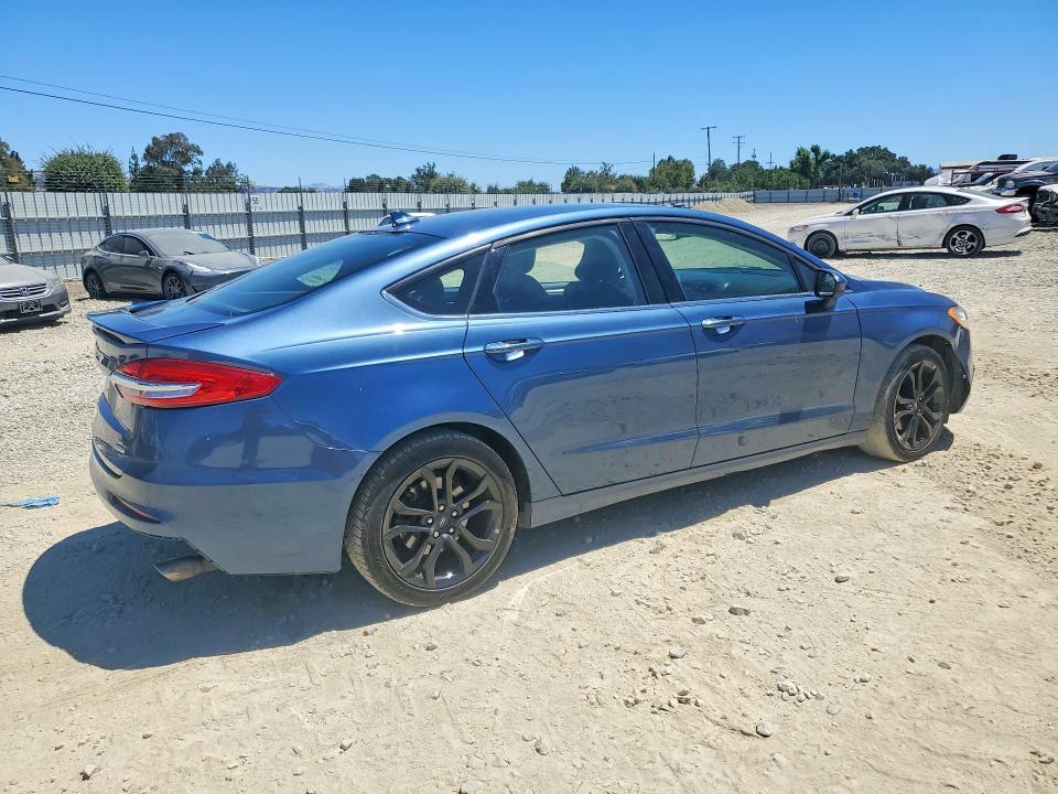 Продажа на аукционе авто 2019 Ford Fusion, vin: 3FA6P0HD6KR177660, номер лота: 61773076