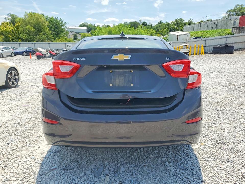 62605476 :رقم المزاد ، 1G1BE5SMXG7241016 vin ، 2016 Chevrolet Cruze مزاد بيع