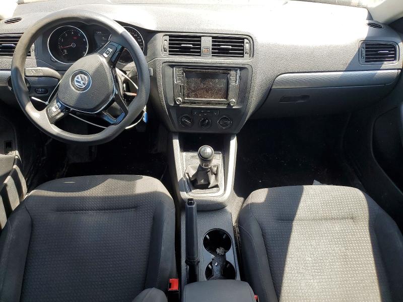 62392266 :رقم المزاد ، 3VW167AJ2HM201696 vin ، 2017 Volkswagen Jetta مزاد بيع