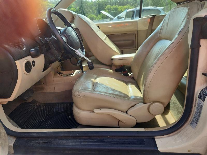 2006 Volkswagen New Beetle მანქანა იყიდება აუქციონზე, vin: 3VWSF31YX6M317526, აუქციონის ნომერი: 61380066