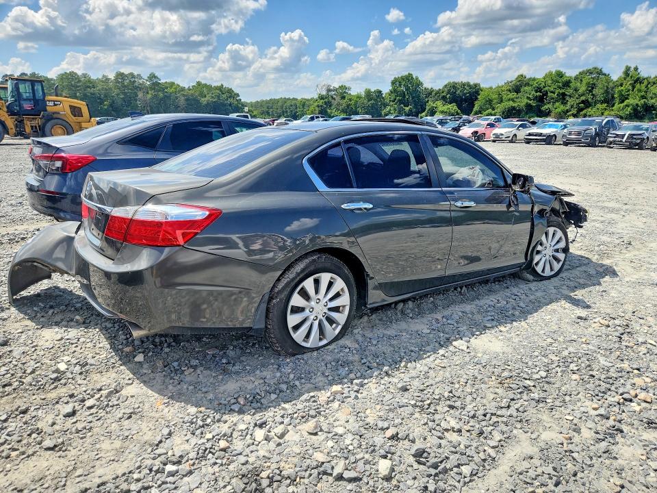 Продаж на аукціоні авто 2013 Honda Accord, vin: 1HGCR2F85DA200384, номер лоту: 61519346