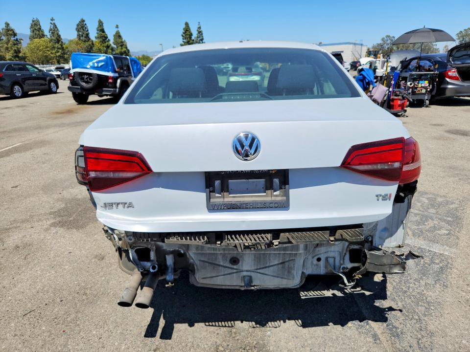 Продаж на аукціоні авто 2017 Volkswagen Jetta, vin: 3VW2B7AJ4HM393610, номер лоту: 59661036