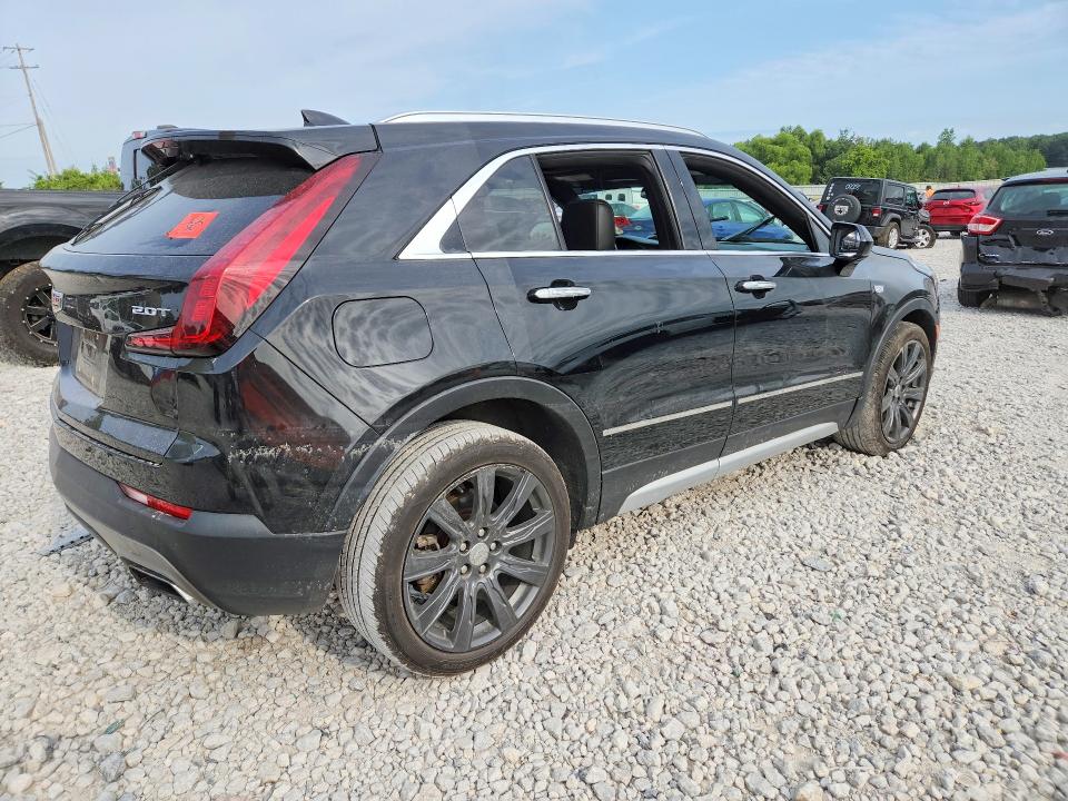 62155656 :رقم المزاد ، 1GYFZDR47KF101687 vin ، 2019 Cadillac Xt4 مزاد بيع