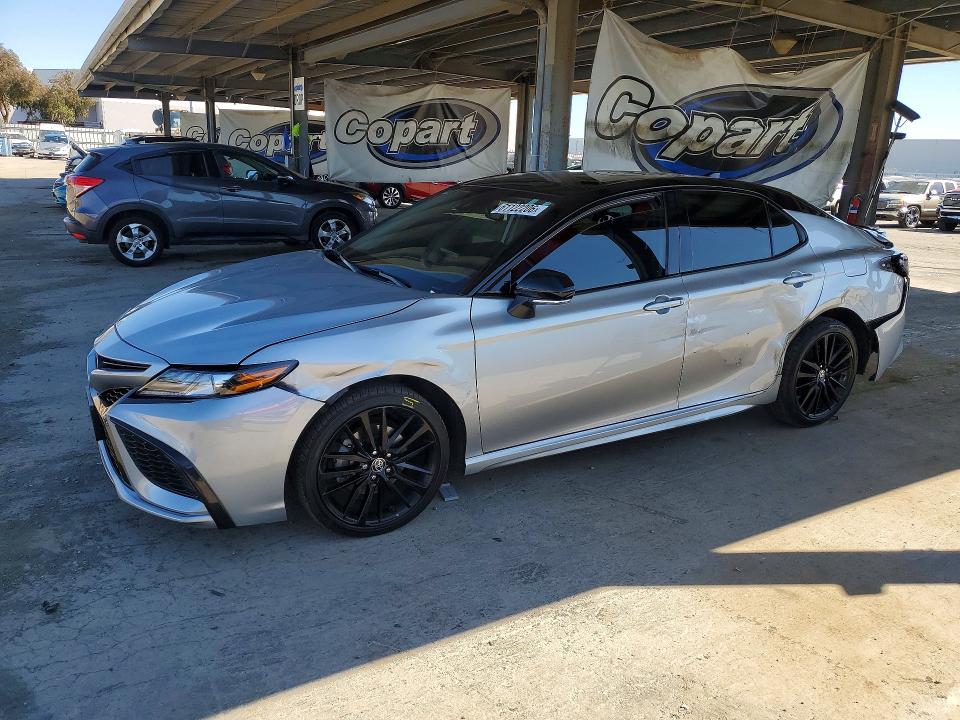 Auction sale of the 2023 Toyota Camry, vin: 4T1K61AK1PU103522, lot number: 61122206
