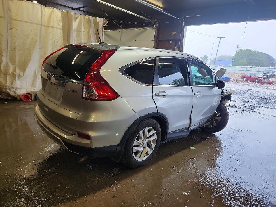 62581236 :رقم المزاد ، 5J6RM4H73FL050560 vin ، 2015 Honda Cr-v مزاد بيع