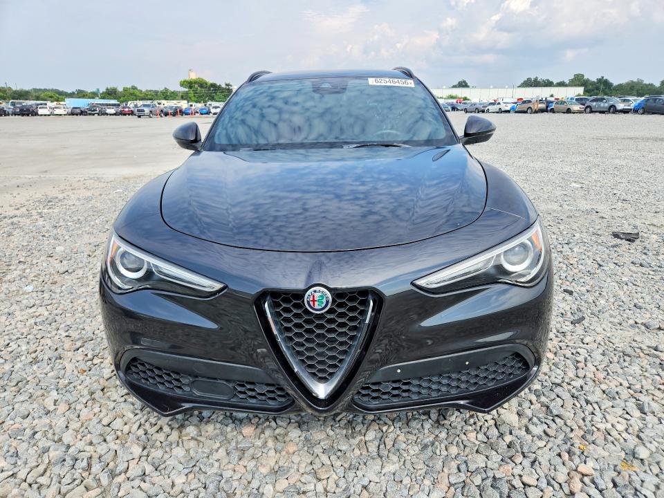 2018 Alfa Romeo Stelvio მანქანა იყიდება აუქციონზე, vin: ZASFAKNN4J7C00385, აუქციონის ნომერი: 62546456