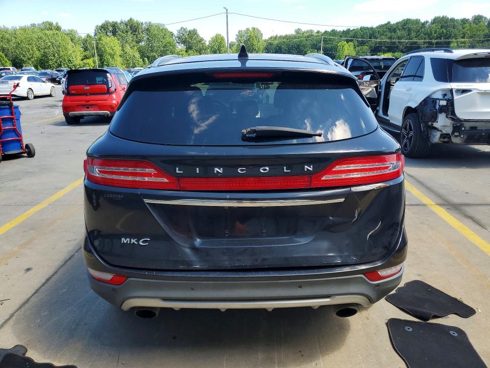 62289026 :رقم المزاد ، 5LMCJ3C99KUL31458 vin ، 2019 Lincoln Mkc مزاد بيع